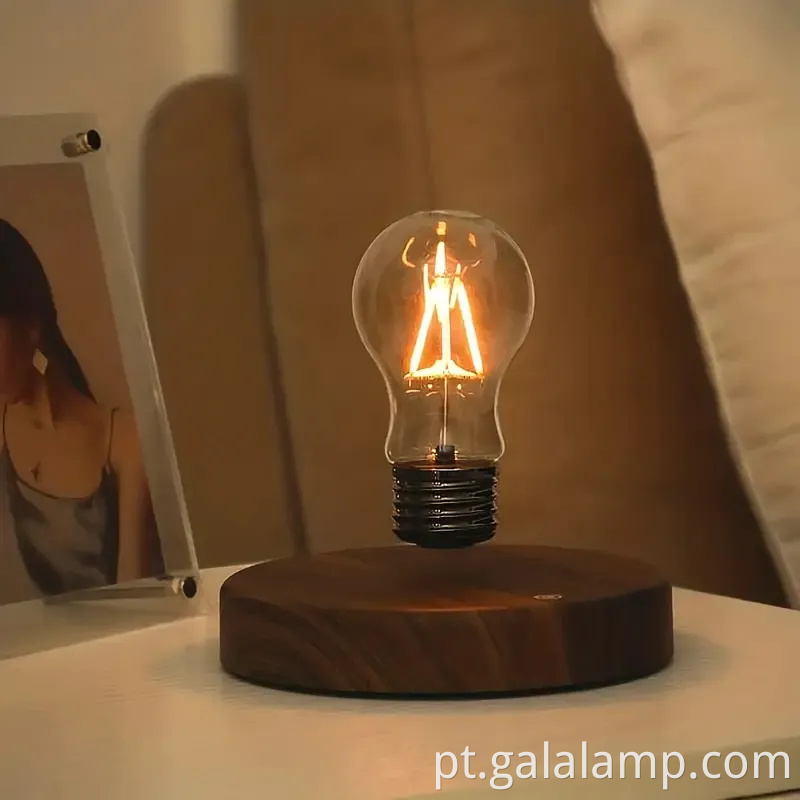 Levitando lâmpada de lâmpada com tecnologia sem fio